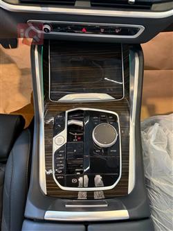 بی ئێم دەبڵیو X6